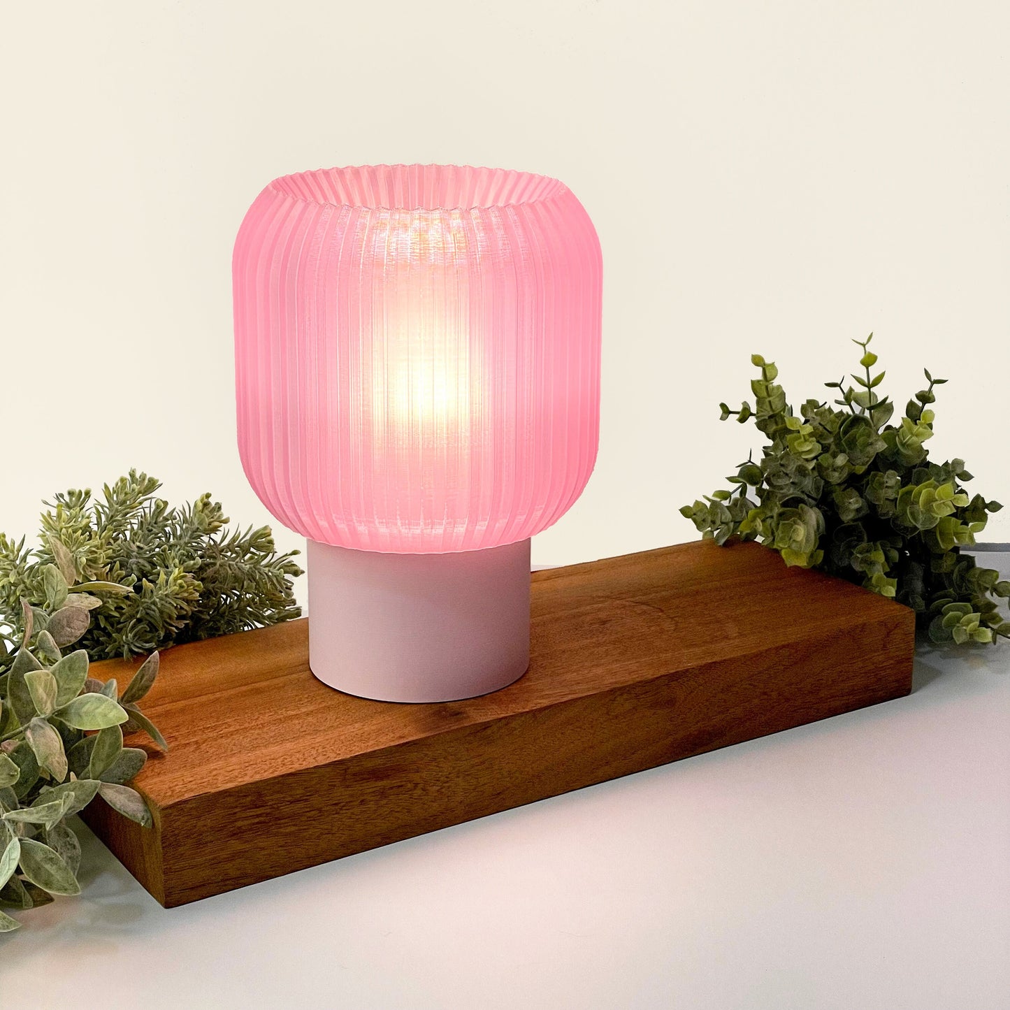 Table Lamp "SCALLOP" in Pink